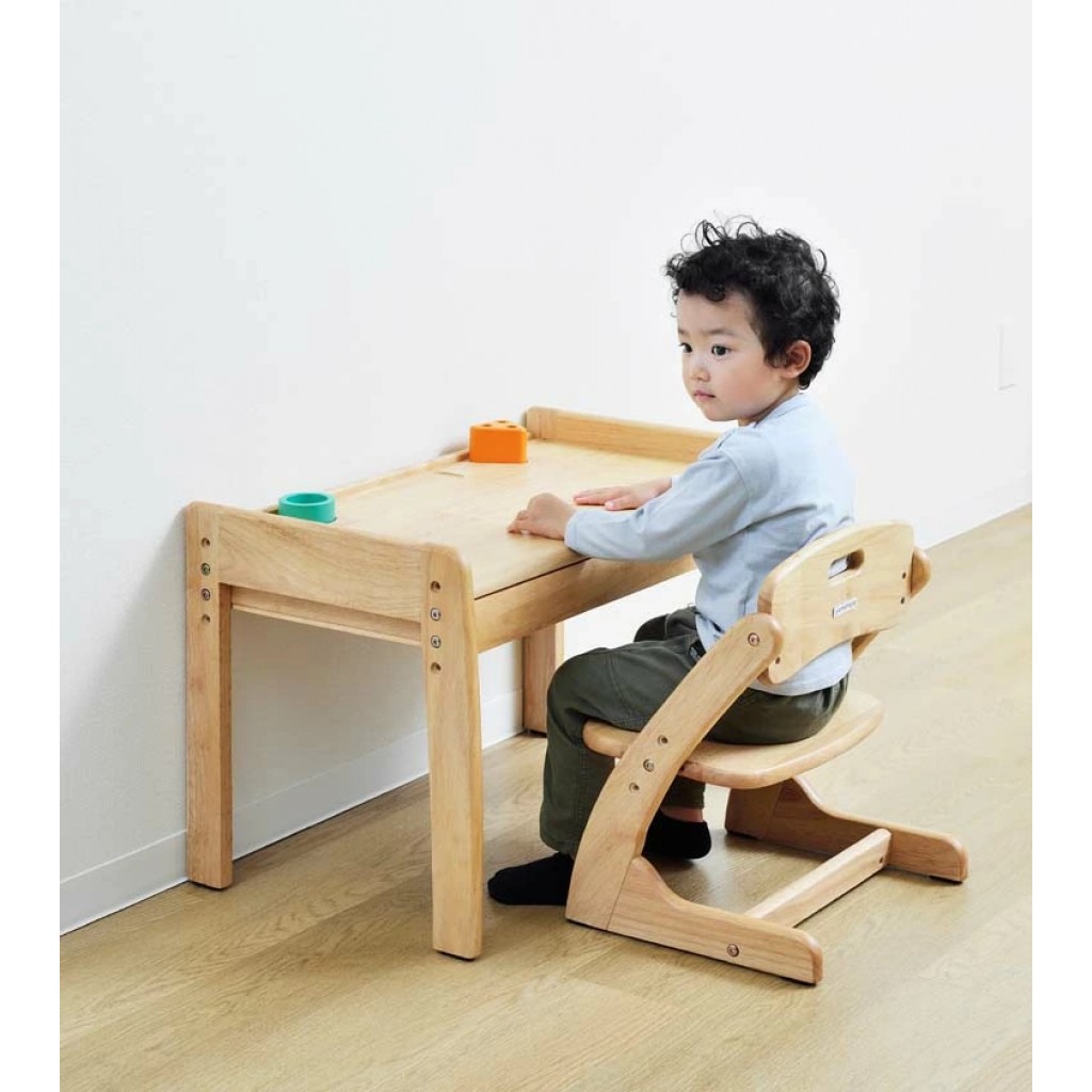 日本Yamatoya 大和屋 Buono 3 Amice- 木製幼兒桌椅套裝